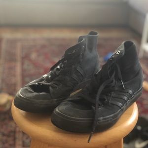 Adidas Men’s Matchcourt High RX Running Shoe